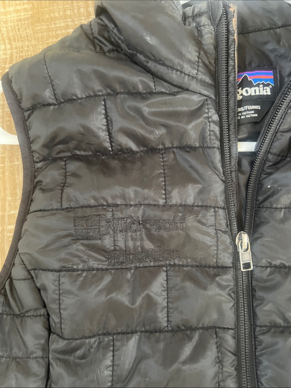 Patagonia Women's Black Nano Puff Insulated Vest Small - Picture 4 of 6
